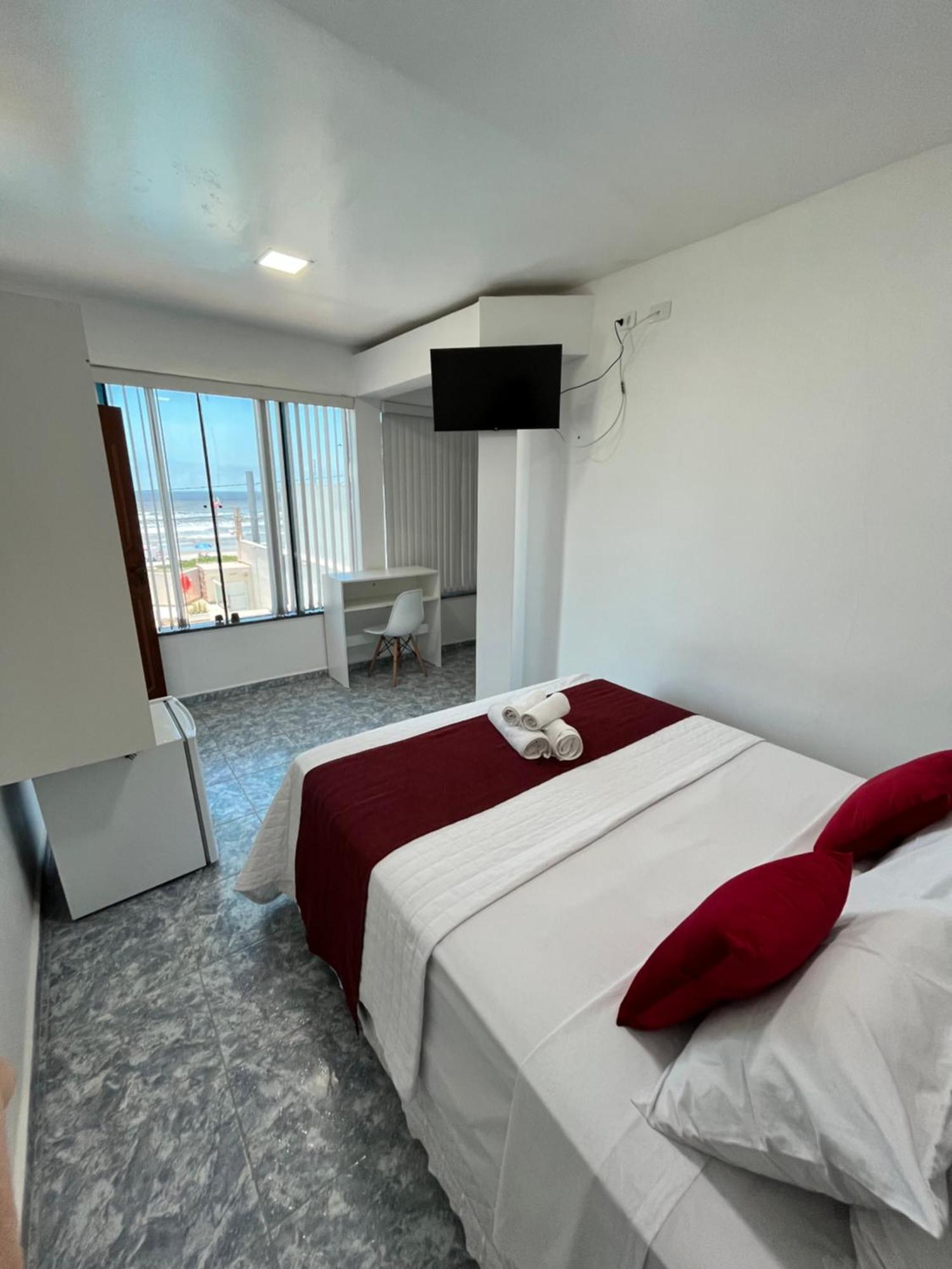 Pousada Elegance Beira Mar Itanhaém Exterior foto