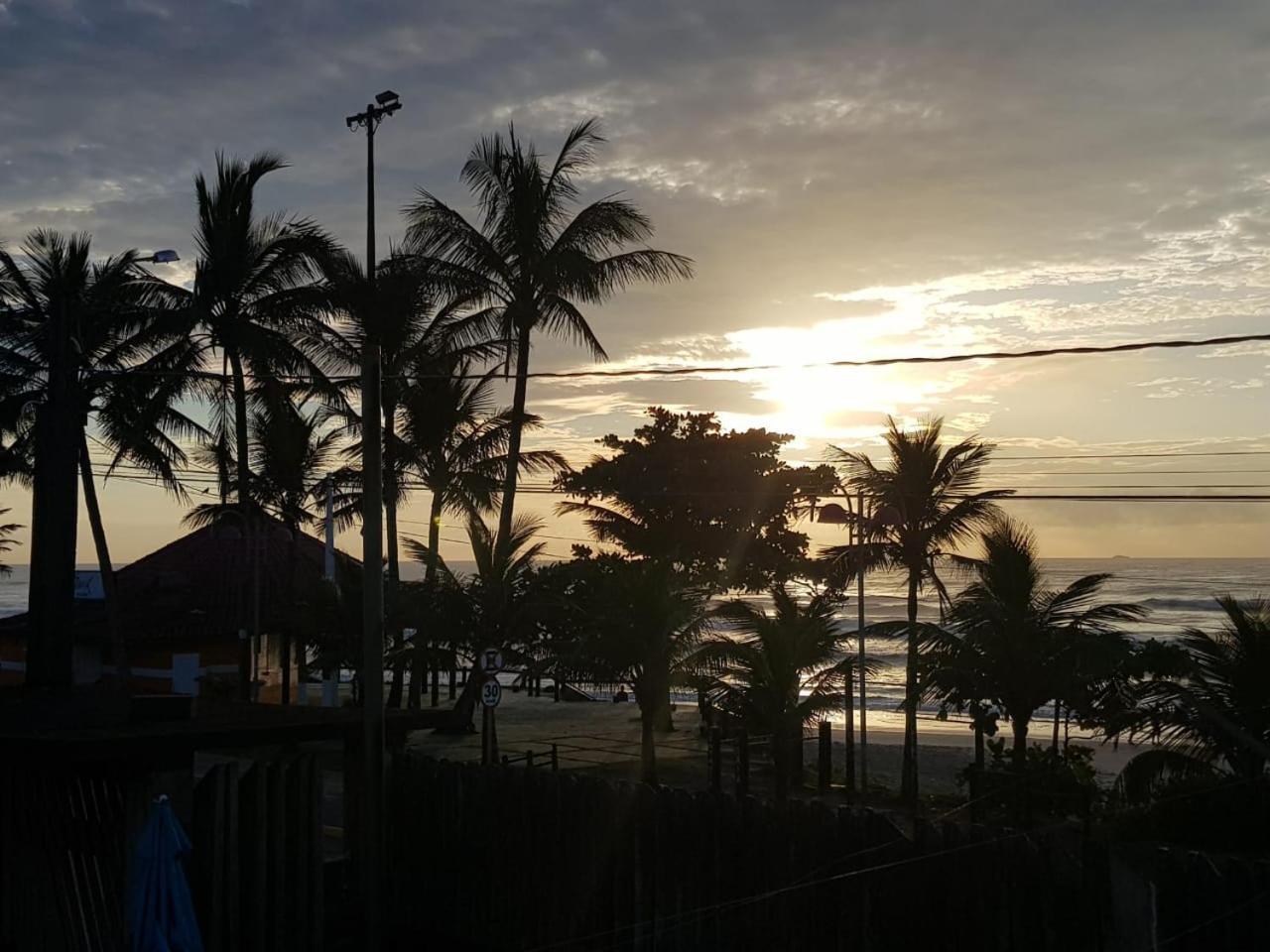 Pousada Elegance Beira Mar Itanhaém Exterior foto